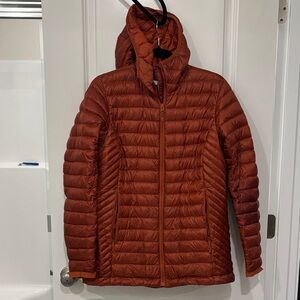 Duluth Trading Co Women's Rust Puffer Jacket